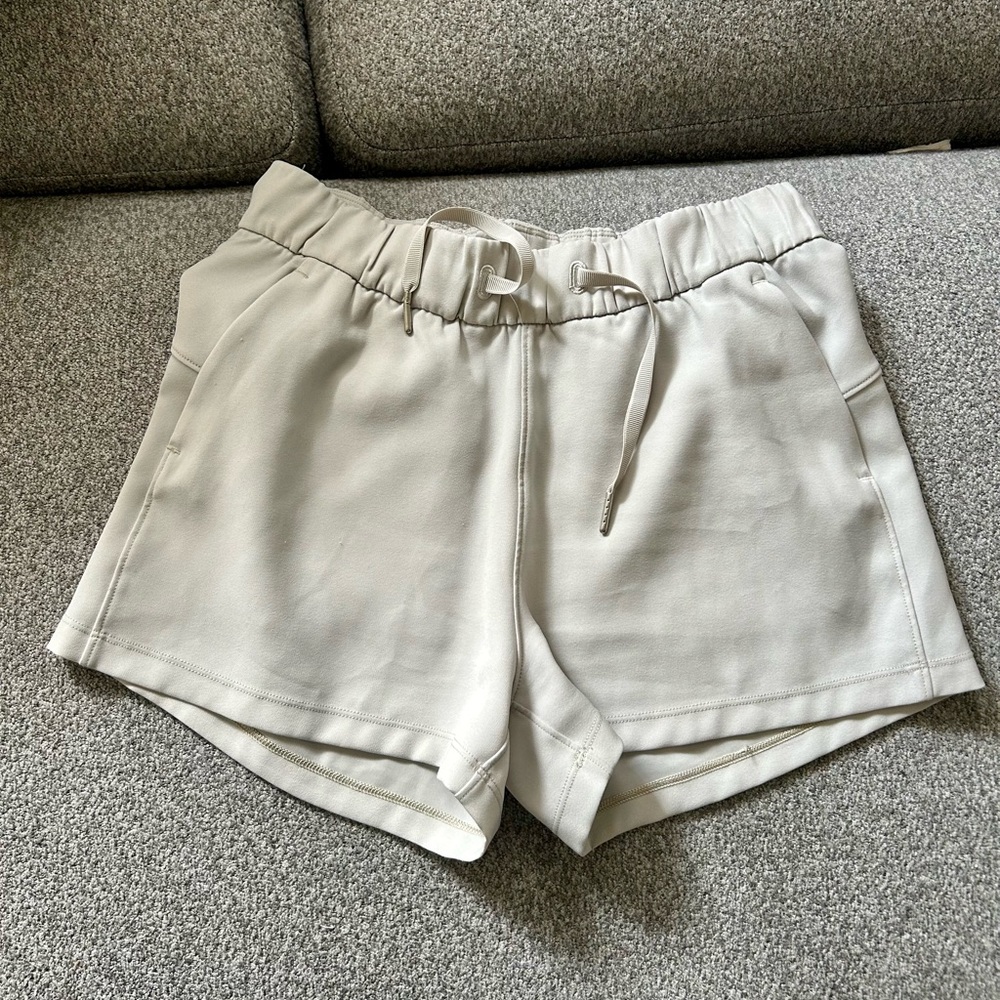 Lululemon Athletic Shorts in Light Beige